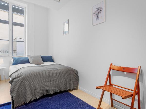 Fabryka : photo 1 de la chambre chambre double standard avec salle de bains commune