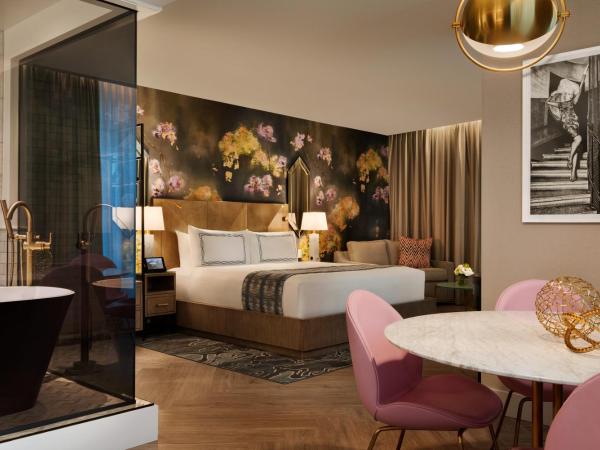 EXchange Hotel Vancouver : photo 1 de la chambre suite blue chip