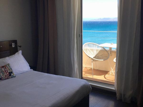 L'Escale Côté Sud : photo 10 de la chambre chambre double - vue sur mer