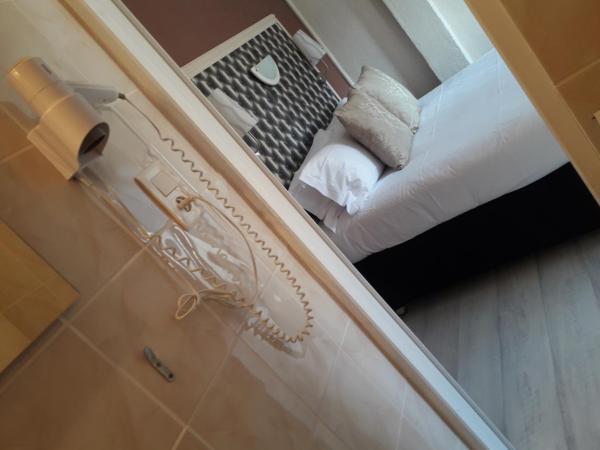 Hotel De La Mer : photo 8 de la chambre chambre confort avec climatisation