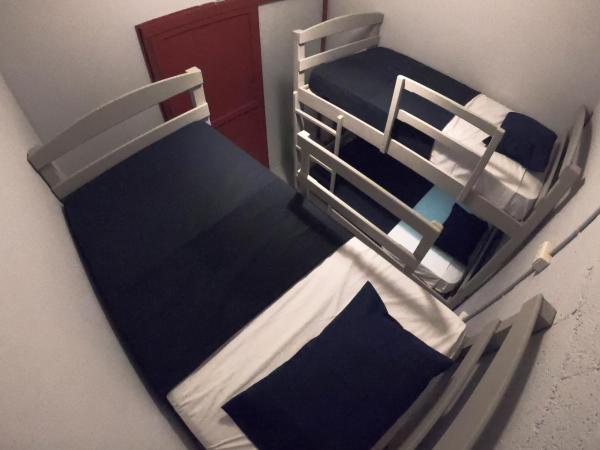 Hostel Auikyani : photo 2 de la chambre lit dans dortoir mixte de 4 lits