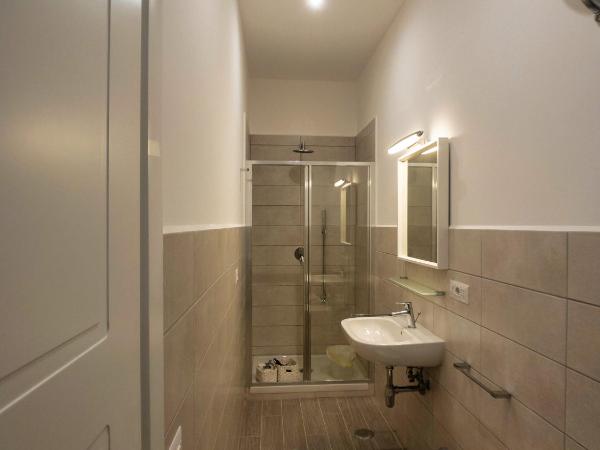 SILIA HOUSE Napoli Centro : photo 4 de la chambre chambre double