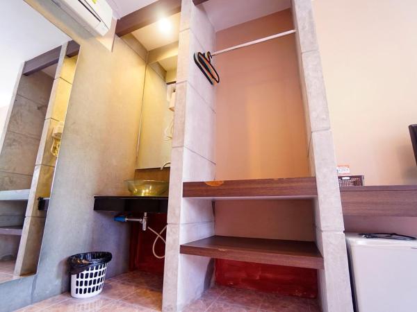 Baan Ma Feung GuestHouse : photo 6 de la chambre chambre lits jumeaux standard