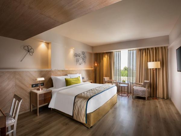 Sarovar Premiere Jaipur : photo 4 de la chambre premium room with 2 pints of beer and 20% discount on fnb & laundry
