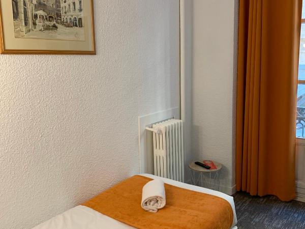 Hotel de Bretagne : photo 1 de la chambre chambre simple