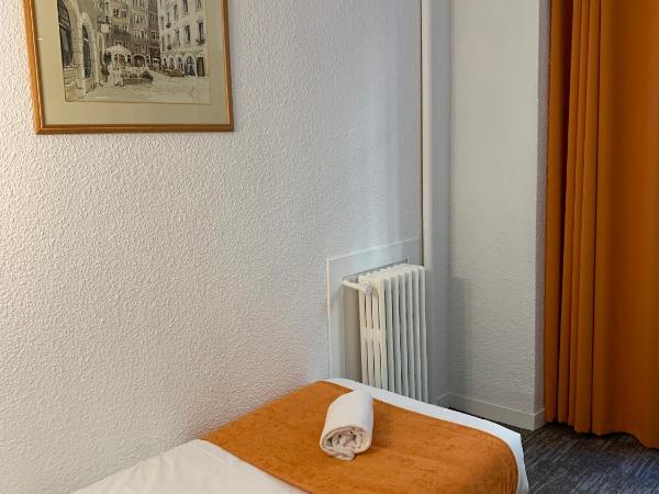 Hotel de Bretagne : photo 5 de la chambre chambre simple