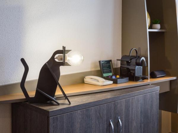 Aparthotel Adagio Annecy Centre : photo 6 de la chambre studio supérieur avec balcon (3 adultes)