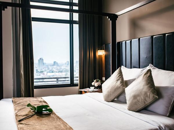 Grand Howard Hotel Bangkok : photo 1 de la chambre suite d'angle - vue sur rivière