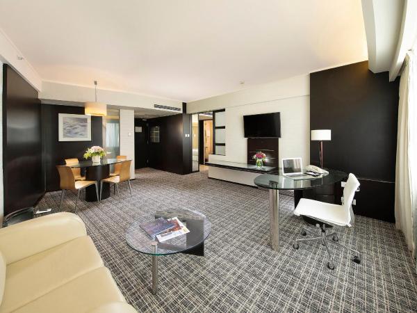 Regal Airport Hotel : photo 3 de la chambre suite deluxe