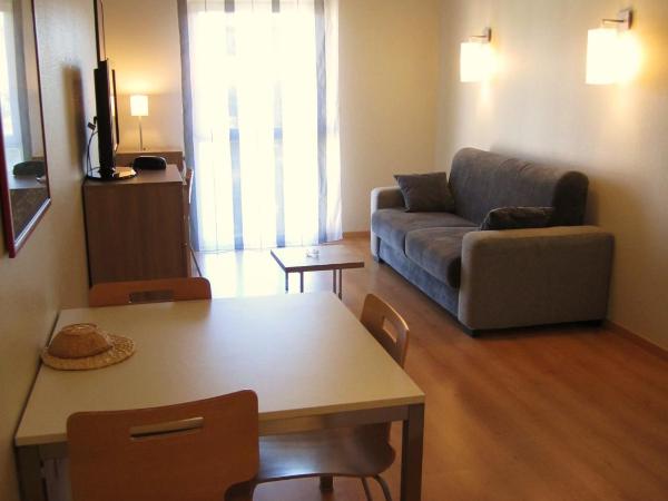 Lagrange Aparthotel Toulouse Saint-Michel : photo 2 de la chambre appartement (6 adultes)