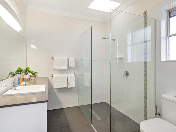 Coopers Colonial Motel : photo 2 de la chambre chambre double ou lits jumeaux supérieure