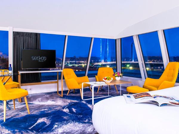 Seeko'o Hotel Bordeaux : photo 2 de la chambre suite design seeko'o avec terrasse