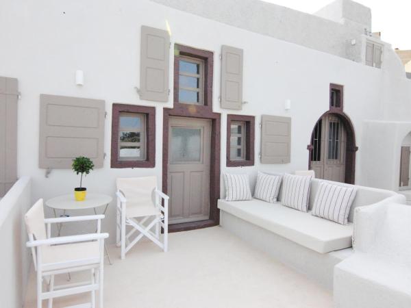 White Grape Suites : photo 8 de la chambre suite supérieure - vue sur mer et coucher de soleil - aidani