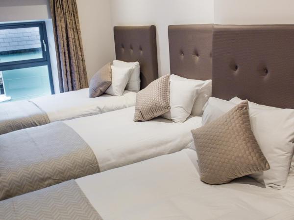 Tatler Jack : photo 2 de la chambre chambre triple avec salle de bains privative