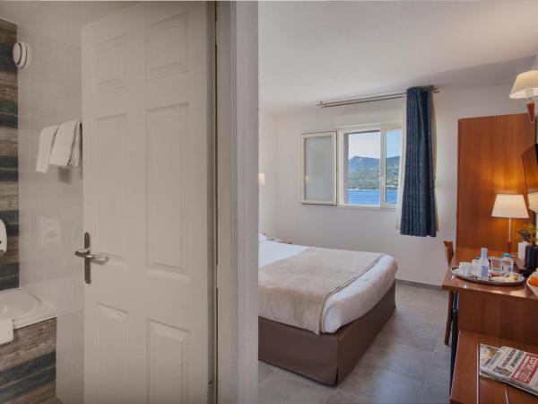 Le Neptune & Spa : photo 9 de la chambre chambre double - vue sur mer