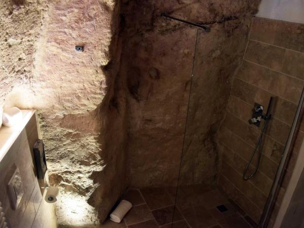 5 Elementi Sassi Matera : photo 3 de la chambre chambre double deluxe avec baignoire