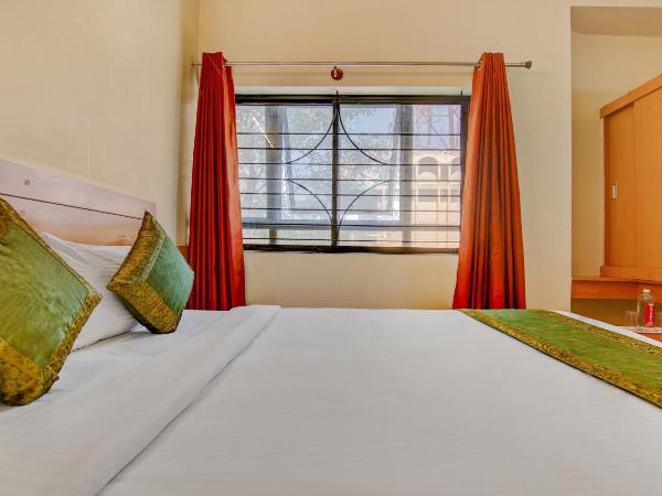 Itsy Hotels KES Residency : photo 5 de la chambre chambre double Économique