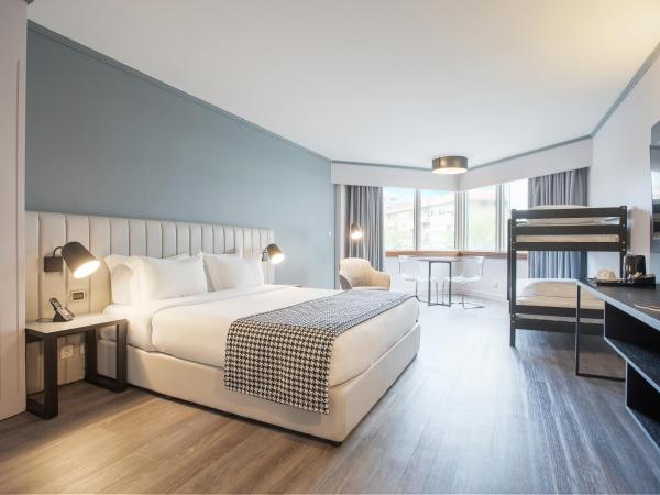 HF Fenix Porto : photo 3 de la chambre hébergement familial confort (2 adultes + 2 enfants de moins de 12 ans)