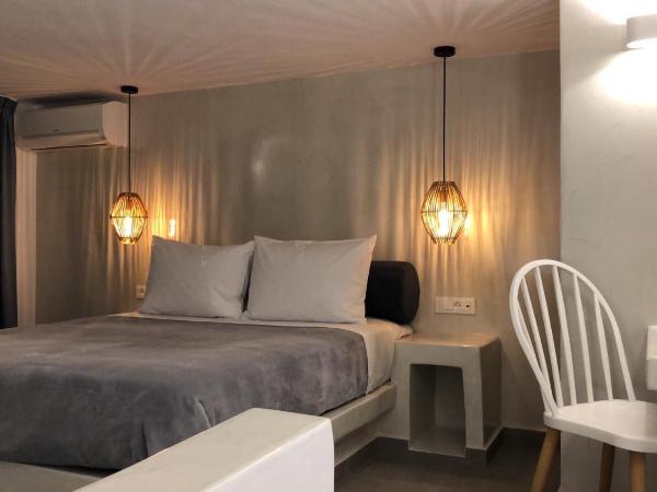 Galatia Villas : photo 6 de la chambre appartement supérieur en duplex avec jacuzzi extérieur