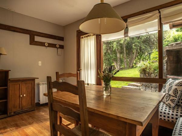 Arelauquen Bungalows & Suites : photo 9 de la chambre bungalow (2 adultes)