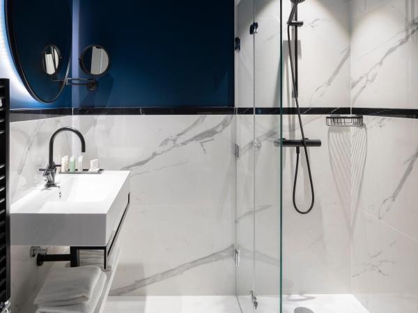 Hôtel Parisianer : photo 8 de la chambre chambre double exécutive