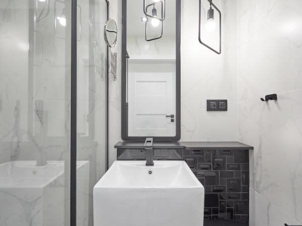 RAJSKA 3 by PI Apartments : photo 9 de la chambre hébergement sombre