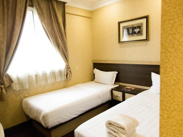 Hotel Valenza : photo 3 de la chambre chambre lits jumeaux de luxe avec fenêtre