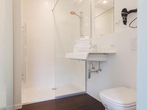 Hotel Marcel : photo 4 de la chambre chambre double confort