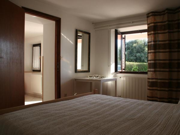 Guest House Zohil : photo 3 de la chambre appartement 1 chambre avec terrasse - vue sur mer