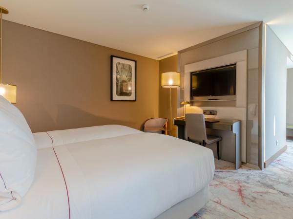 TURIM Boulevard Hotel : photo 4 de la chambre chambre lits jumeaux - vue sur avenue