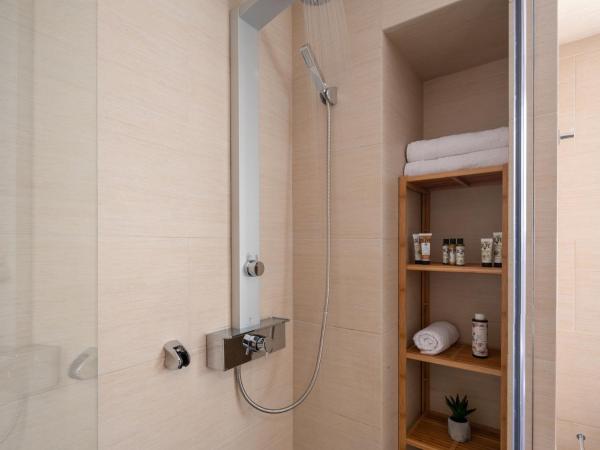 12 Keys Athens Apartments : photo 5 de la chambre appartement supérieur