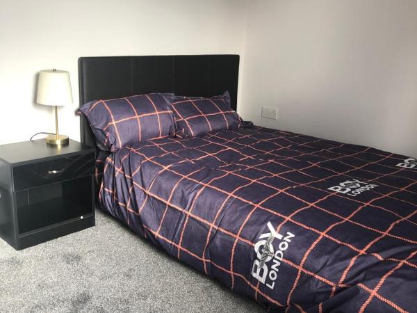 Central Unite management Ltd : photo 4 de la chambre chambre double avec salle de bains commune