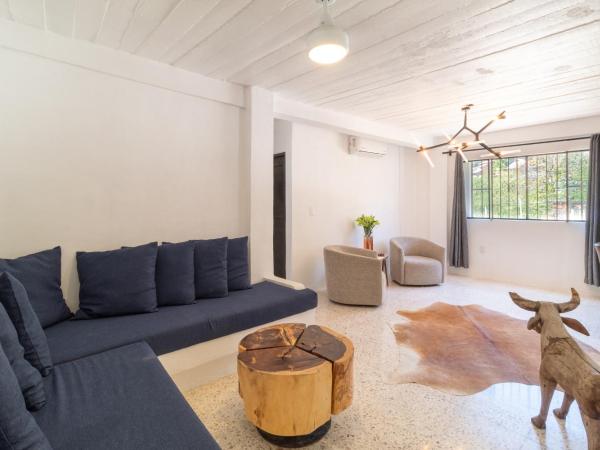 Cuale : photo 6 de la chambre appartement avec balcon