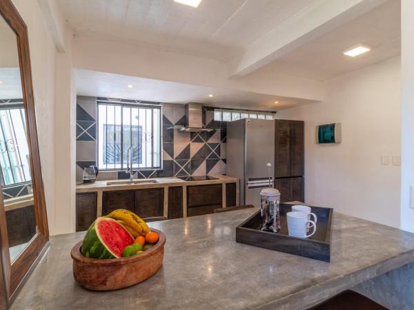 Cuale : photo 3 de la chambre appartement avec balcon