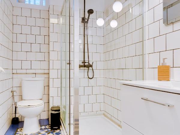 À da Avó -The Guesthouse : photo 3 de la chambre chambre double avec salle de bains commune