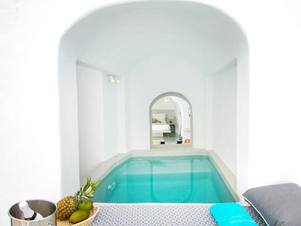 Kaleidoscope Cave Houses : photo 3 de la chambre suite dôme blanc avec petite piscine