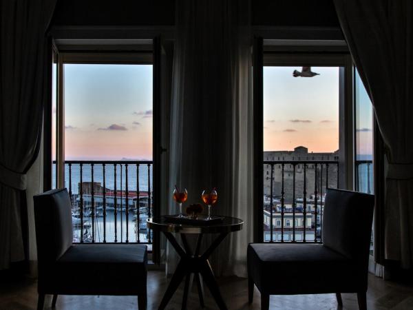 Grand Hotel Santa Lucia : photo 5 de la chambre suite - vue sur mer