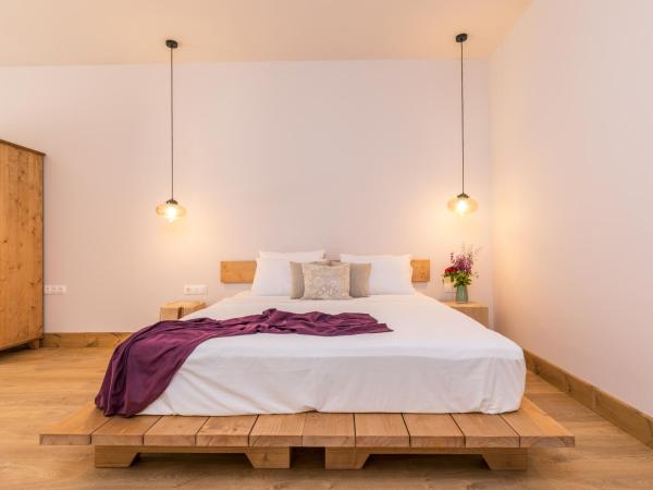 Luna Inn B&B : photo 4 de la chambre chambre double - vue sur jardin