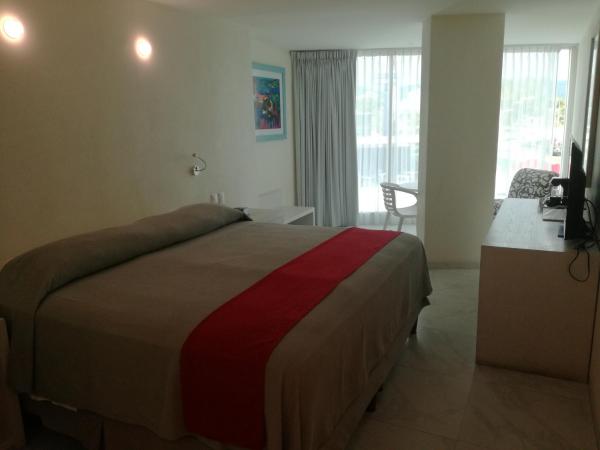 We Hotel Acapulco : photo 6 de la chambre chambre lit king-size standard