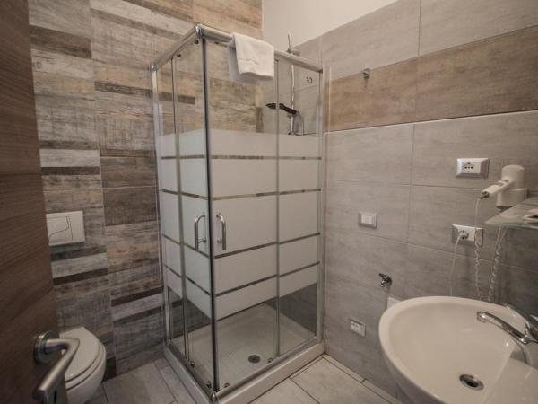 La Suite Rooms & Apartments : photo 10 de la chambre chambre double ou lits jumeaux