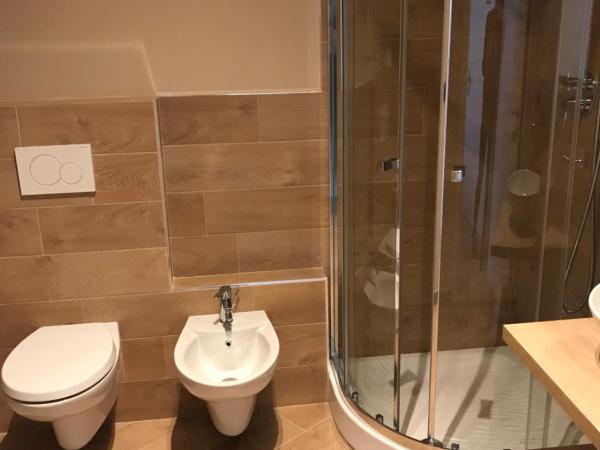 Riva Reno 4 Rooms : photo 4 de la chambre chambre double