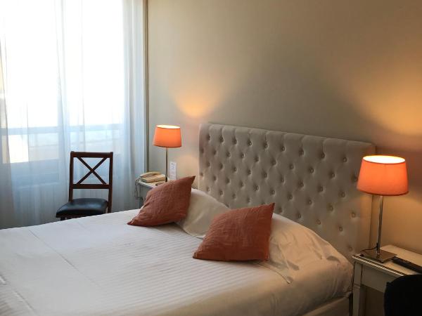 Hotel Le Renoir : photo 2 de la chambre chambre lit queen-size confort