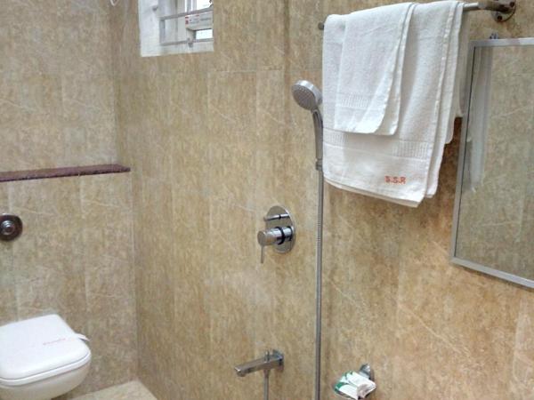 Medavakkam Sri Sai Residency : photo 9 de la chambre chambre deluxe