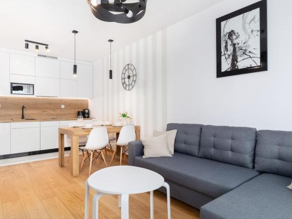 Apartamenty BLIŻEJ MORZA Siłownia i Taras Widokowy Kołobrzeg by Noclegi Renters : photo 10 de la chambre appartement - rez-de-chaussée