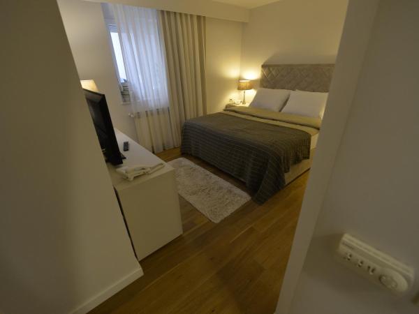 Rooms Villa Ropuš : photo 2 de la chambre chambre double standard - rez-de-chaussée