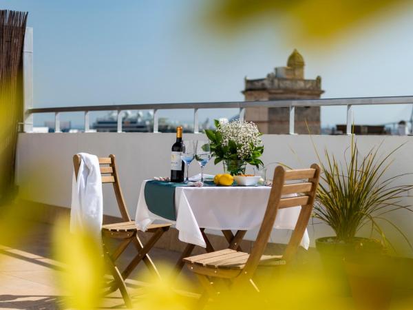 Hotel de Francia y París : photo 6 de la chambre chambre familiale avec terrasse