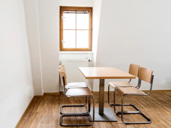 Hostel Eleven : photo 4 de la chambre appartement maisonnette