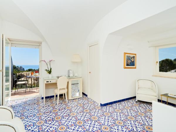 Sina Flora : photo 4 de la chambre chambre familiale - vue sur mer