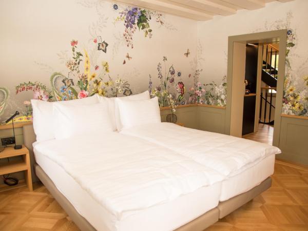 Hotel Restaurant Falkenburg : photo 8 de la chambre chambre double – vue sur lac