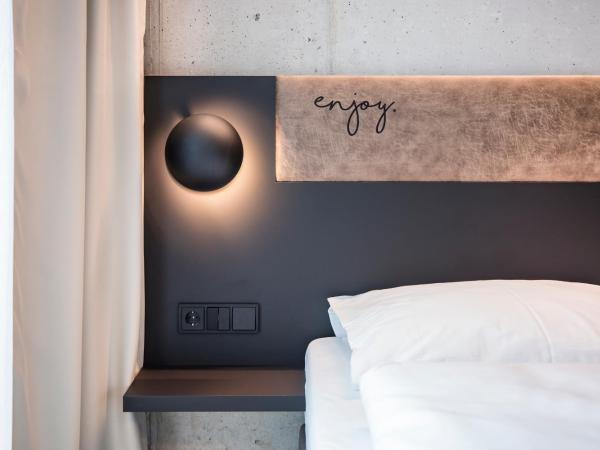 arte Hotel Salzburg : photo 7 de la chambre chambre double originale - Étage supérieur